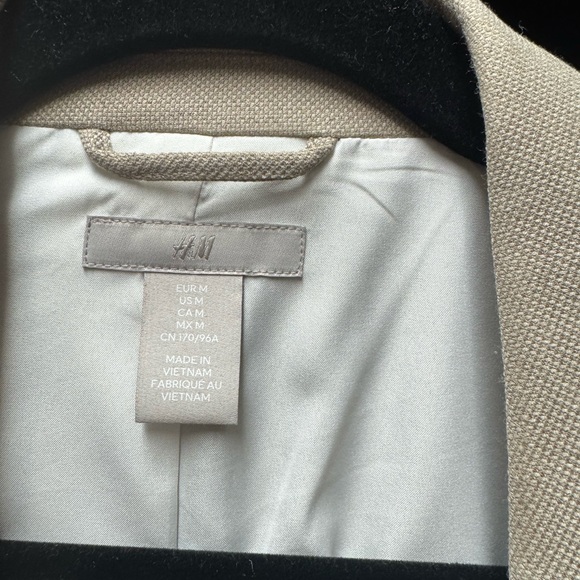 H&M women Beige Blazer - Picture 4 of 4